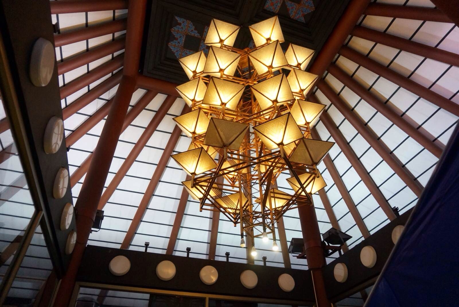 東莞(wǎn)激光切割加工金屬燈飾