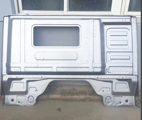 機械手激光切(qiē)割機切割樣品